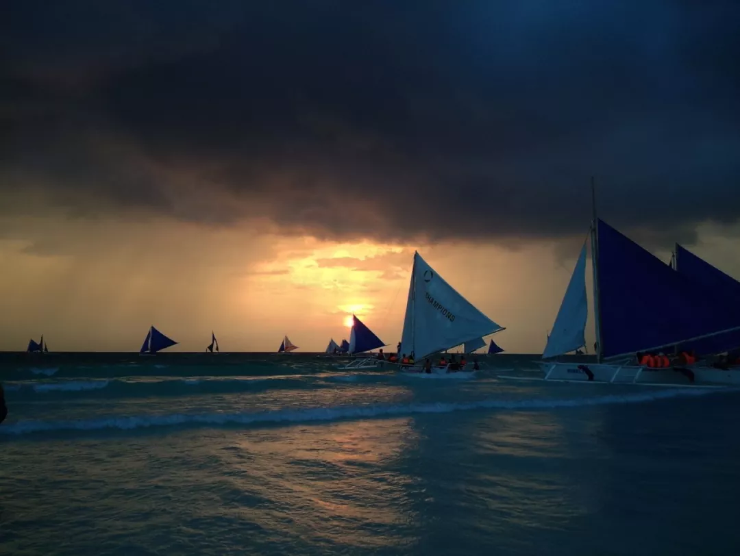 Boracay-Travel tips, diving and food experience in Boracay, Philippines