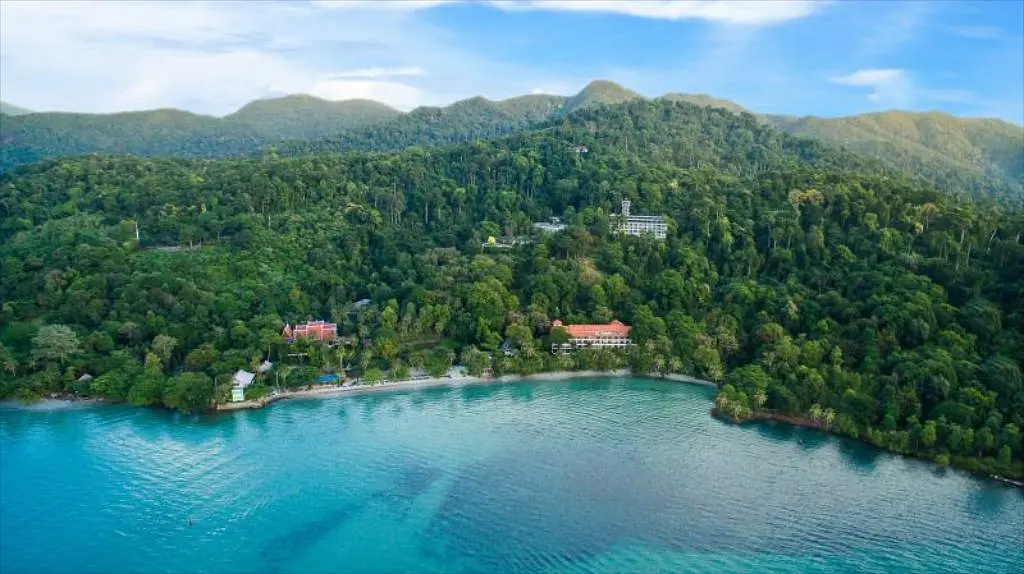 Bangkok-The third time I went to Thailand, I chose Koh Chang. This is where I eat, stay and play!