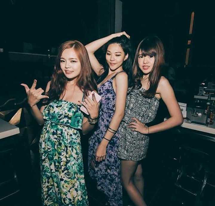 Boracay-Experience the nightlife of Boracay at Galaxy Bar in Boracay