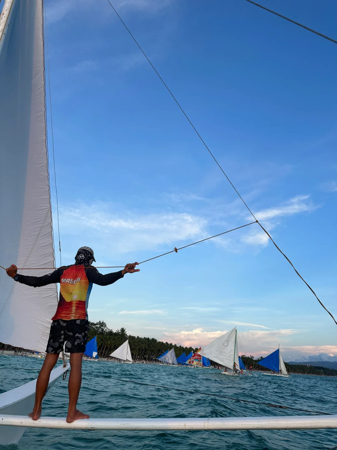 Boracay-Boracay COAST Hotel, free airport pick-up service, full service from the airport to the hotel