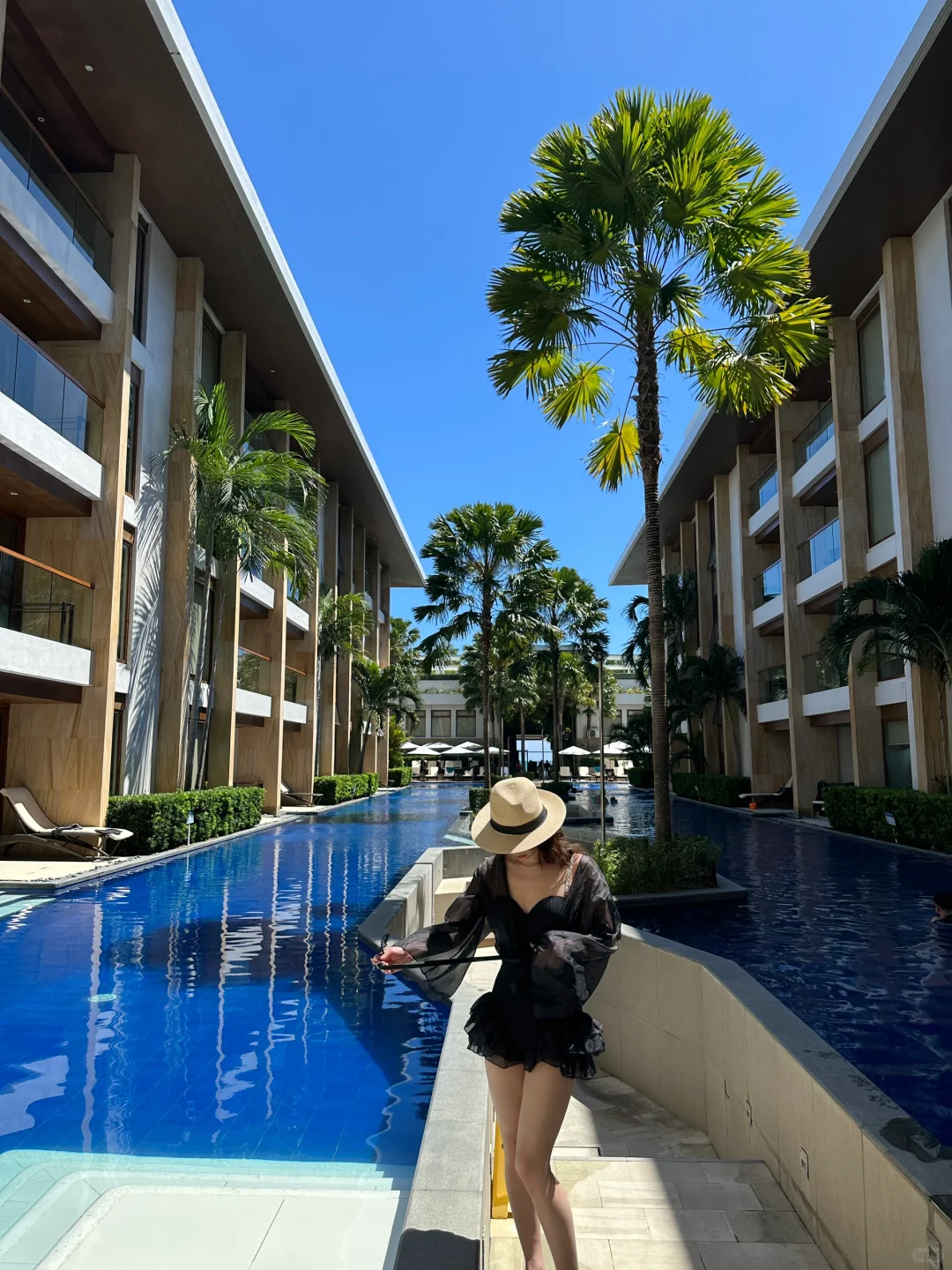 Boracay-Boracay COAST Hotel, free airport pick-up service, full service from the airport to the hotel