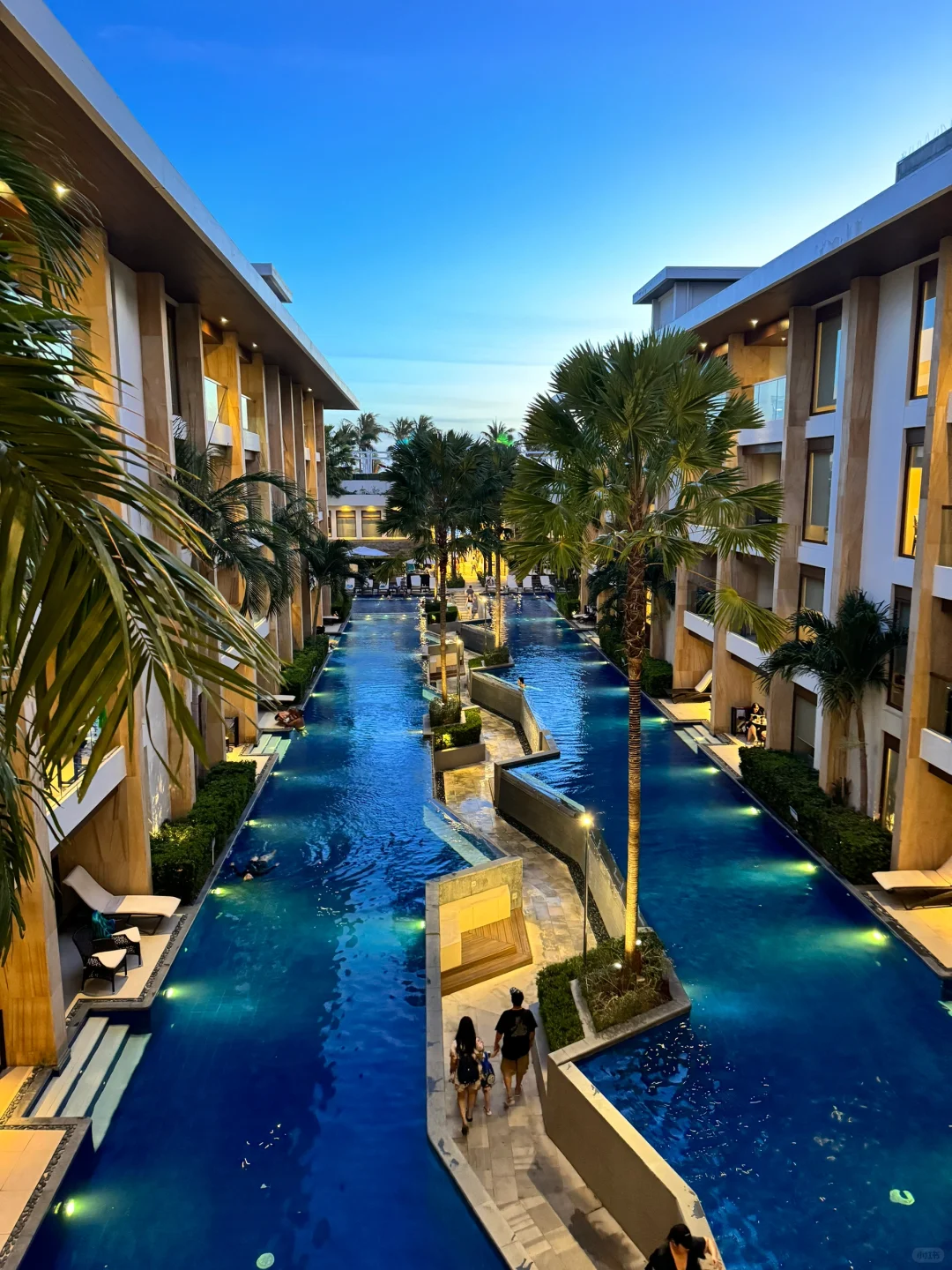 Boracay-Henann Crystal Sands Resort, super large gym and sky pool