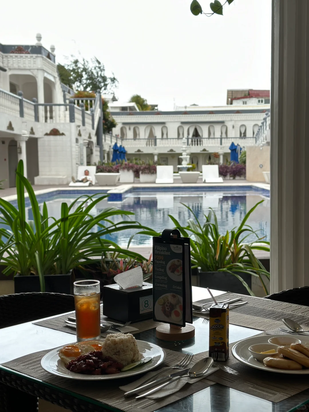 Boracay-Summer Palace Resort Boracay, cheap price and good breakfast