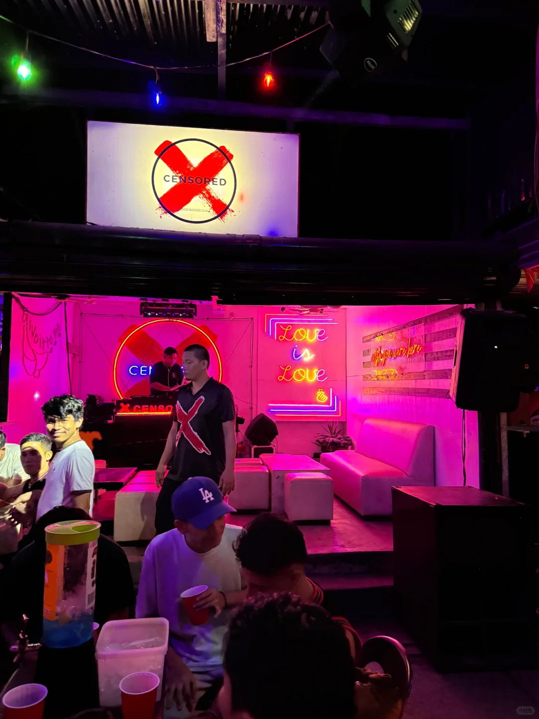 Cebu-Censored Bar in Cebu, local Filipinos are very enthusiastic to drink together