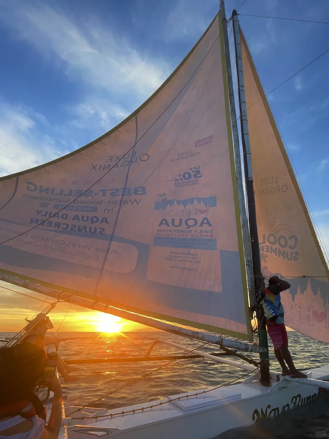 Boracay-Sunset sailing⛵️, I would like to call it the best entertainment option in Boracay