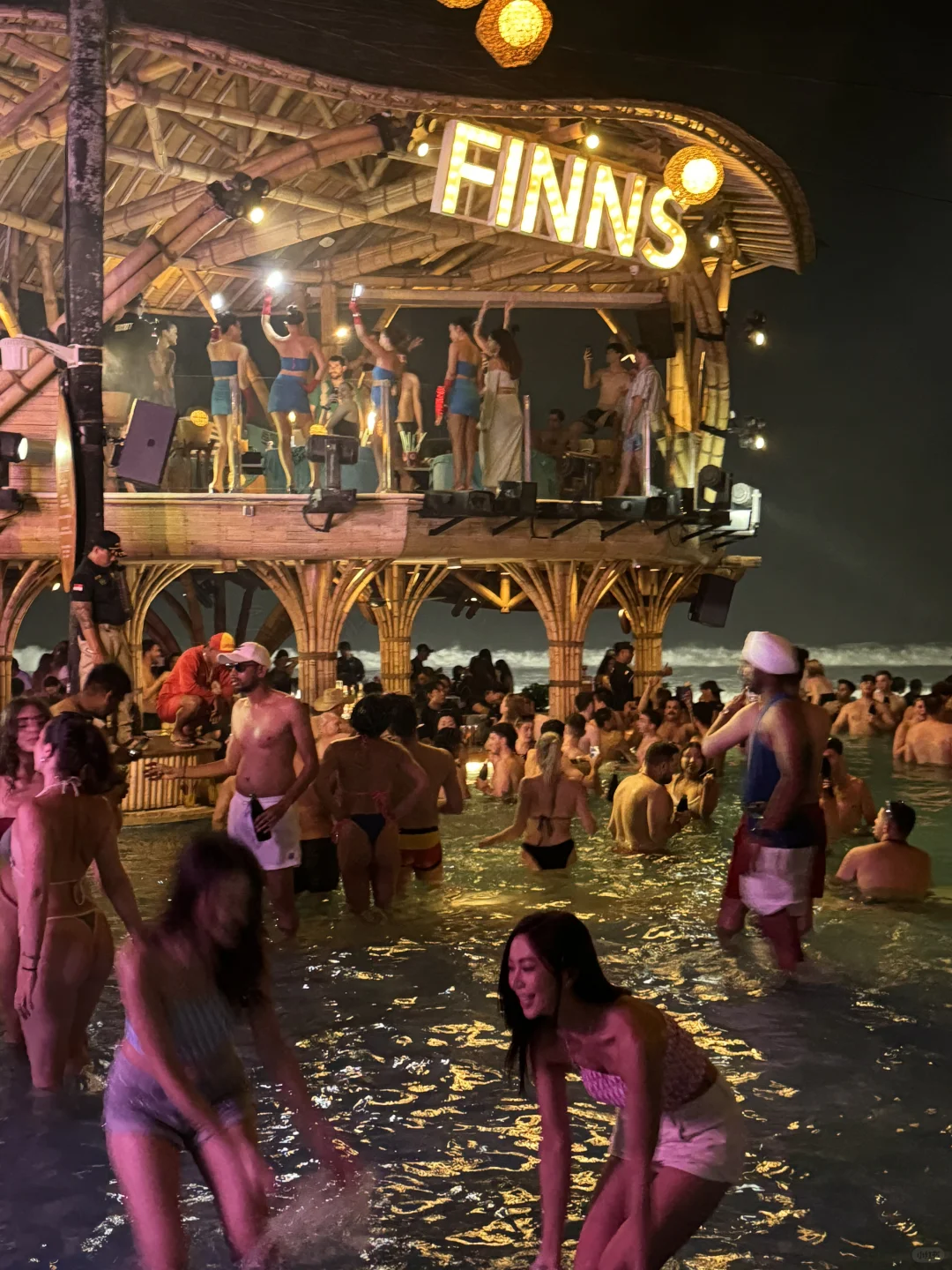 Bali-The beach club? with the best atmosphere in Bali is none other than Finns