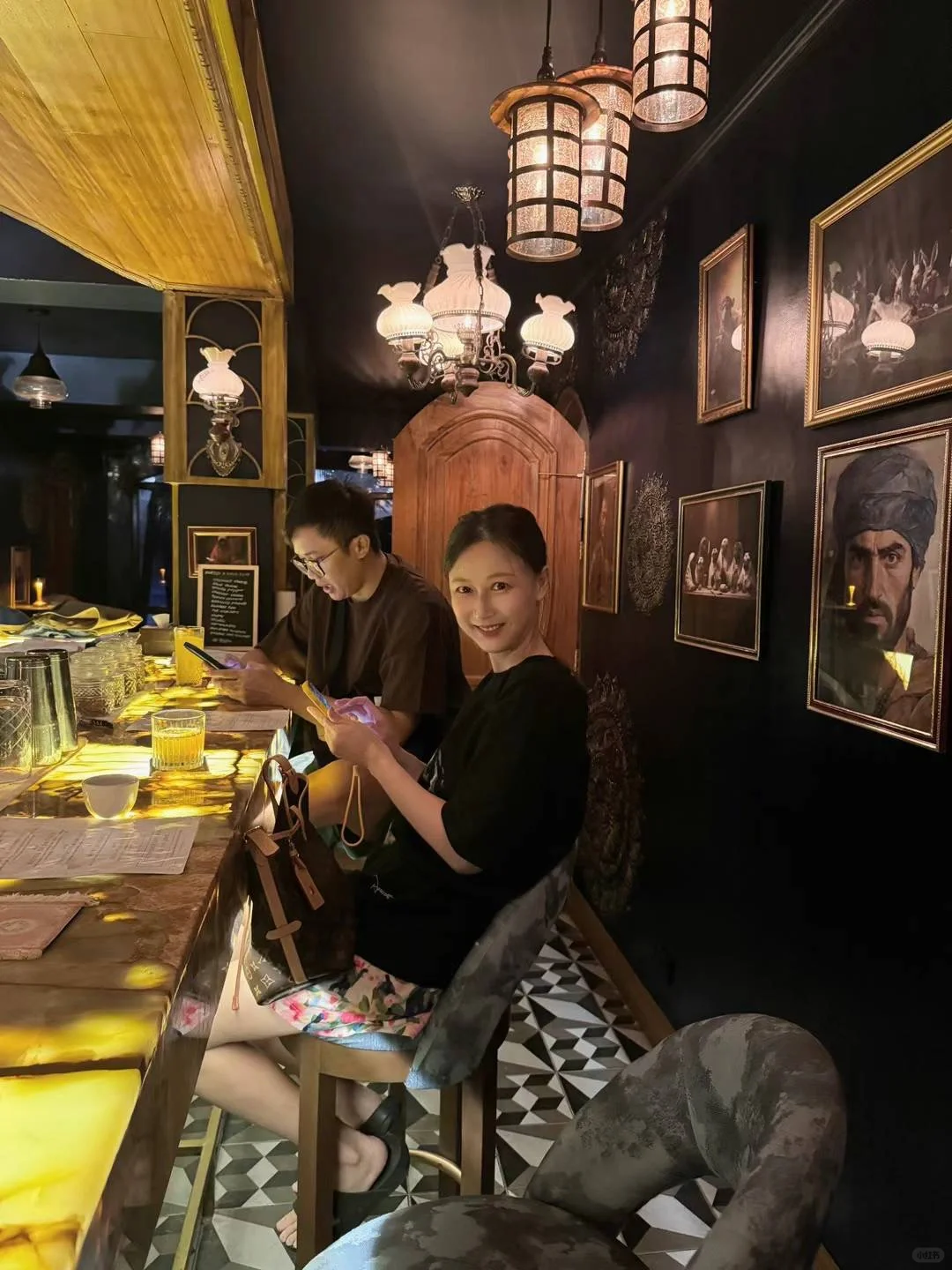 Boracay-Boracay's mysterious closet bar is hidden in a restaurant closet