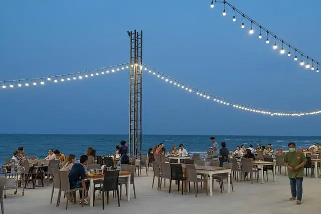 Hua Hin-Regent Chaam - Hua Hin, a seaside resort favored by the Thai royal family
