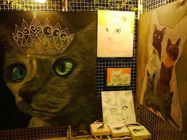 Hua Hin-The train to Hua Hin in July may be the most artistic market in Thailand