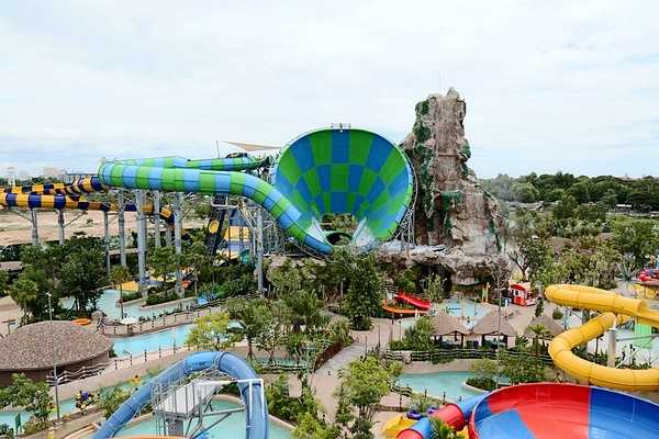 Hua Hin-HuaHin, the back garden of Bangkok, the summer resort of the Thai royal family