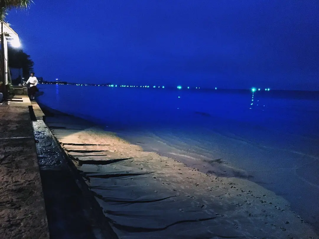 Hua Hin-From the seaside to the city, HuaHin, Thailand, where the kings vacation