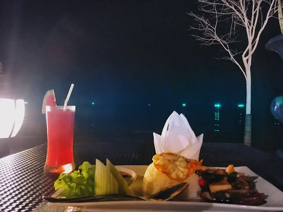Hua Hin-From the seaside to the city, HuaHin, Thailand, where the kings vacation