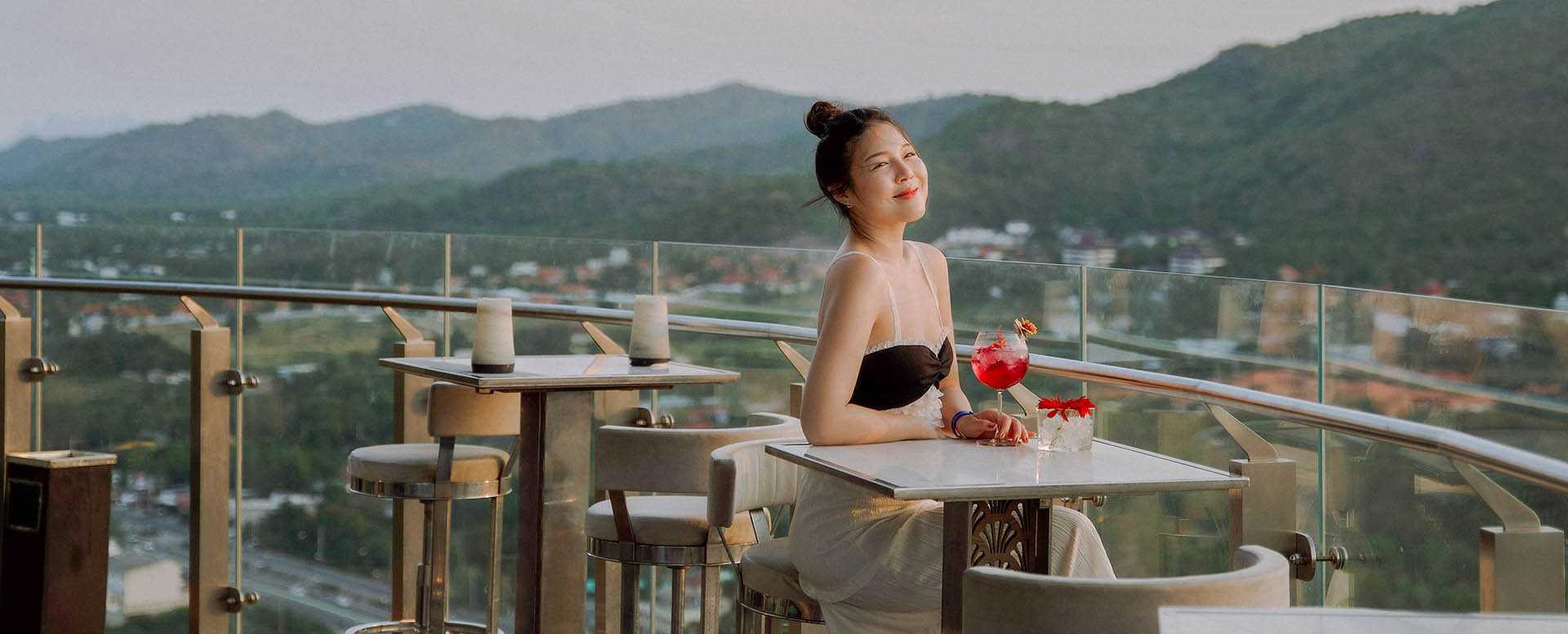 Hua Hin-Hua Hin's highest rooftop bar and restaurant Vana Nava Sky