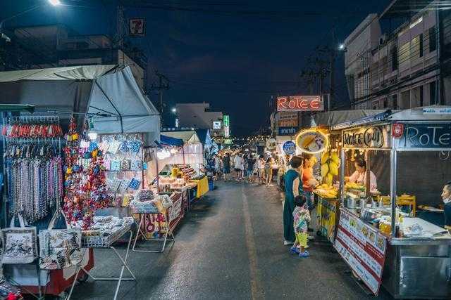 Hua Hin-Hua Hin Food Night Market in Thailand, a must-see night travel project for tourists