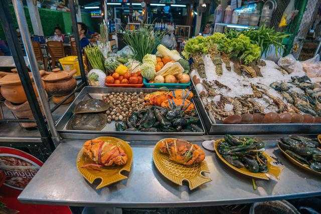 Hua Hin-Hua Hin Food Night Market in Thailand, a must-see night travel project for tourists