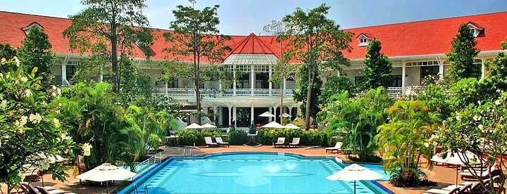 Hua Hin-Hua Hin's colorful nightlife guide travel list, watch cabaret performances