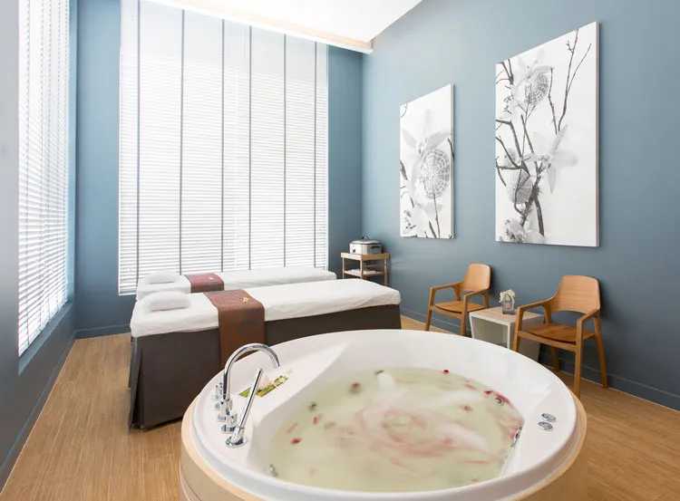 Hua Hin-Let's Relax Spa, Hua Hin Market Village, enjoy Thai service