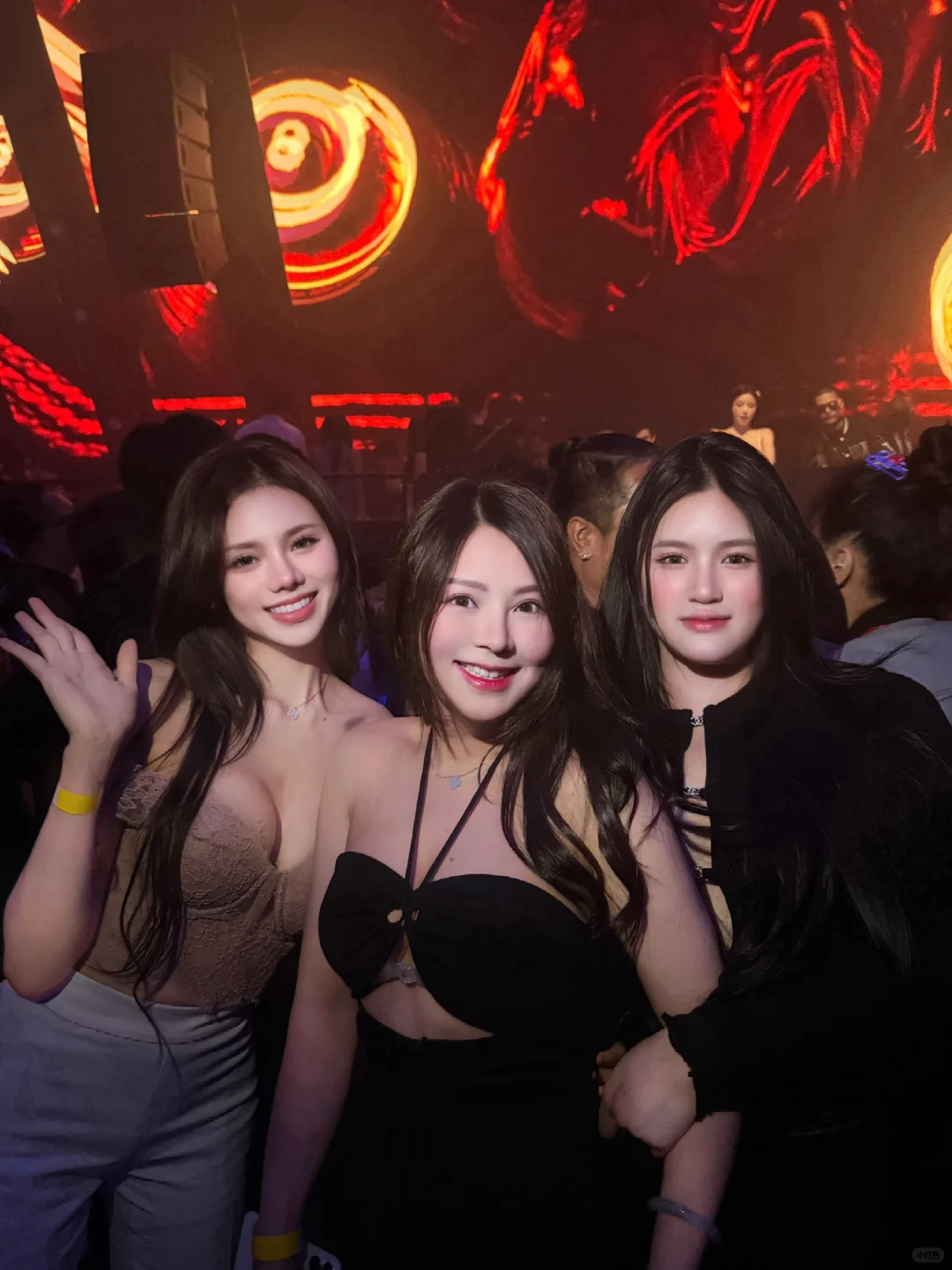 Bangkok-Muin bangkok?, a secret paradise bar hidden in Bangkok