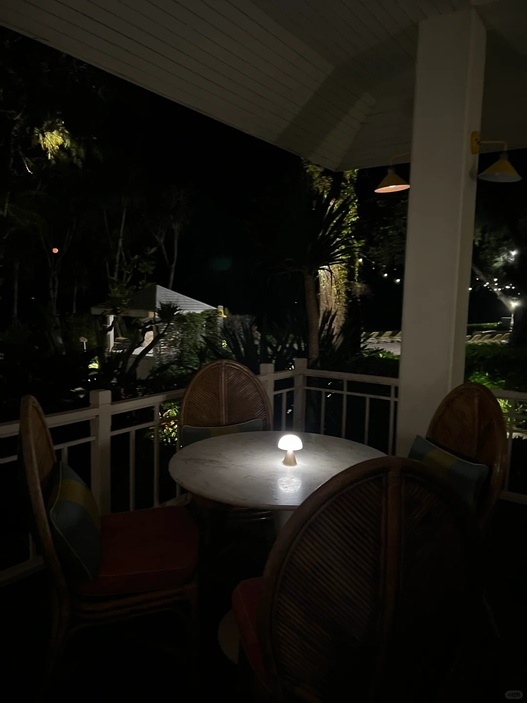 Hua Hin-The Standard Hotel Praca Bar?, authentic Thai local beer and food✨