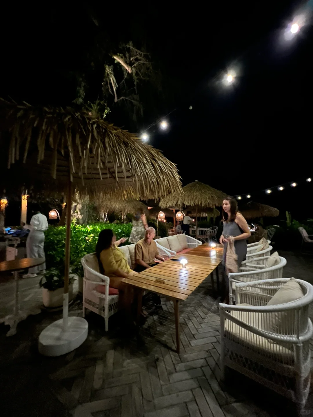 Hua Hin-The Standard Hotel Praca Bar?, authentic Thai local beer and food✨