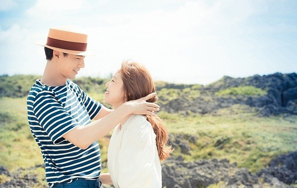 Okinawa-Go to Okinawa to see the Pacific Ocean, a couple's budget travel strategy