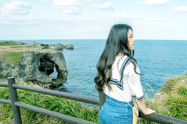 Okinawa-Go to Okinawa to see the Pacific Ocean, a couple's budget travel strategy