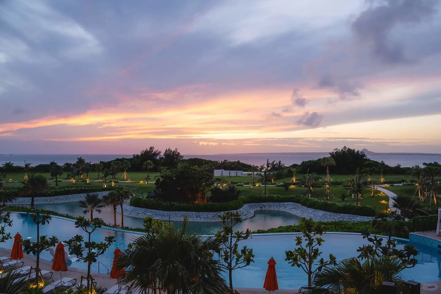 Okinawa-Hilton Okinawa Sesoko Hotel, a hotel suitable for lazy sleep