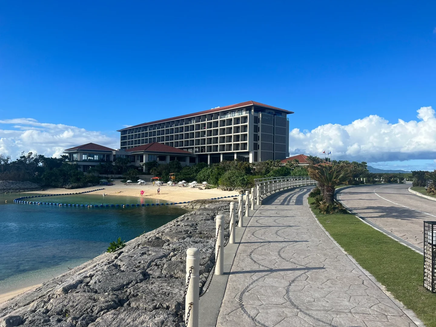 Okinawa-Hyatt Regency seragaki?️, an Okinawa hotel with two swimming pools