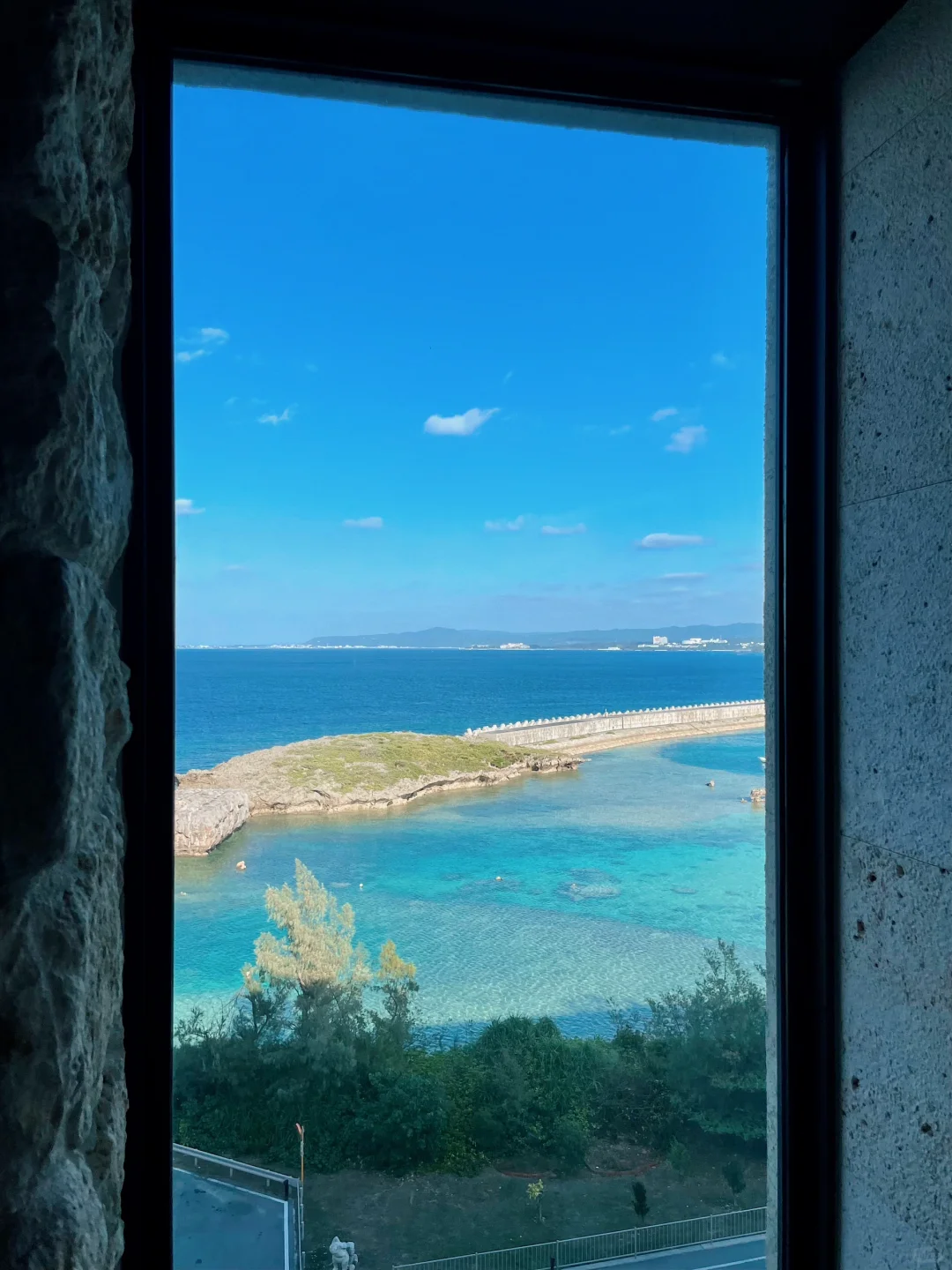 Okinawa-Hyatt Regency Seragaki Island, Okinawa Review: Club Premier Ocean View Room Pros and Cons