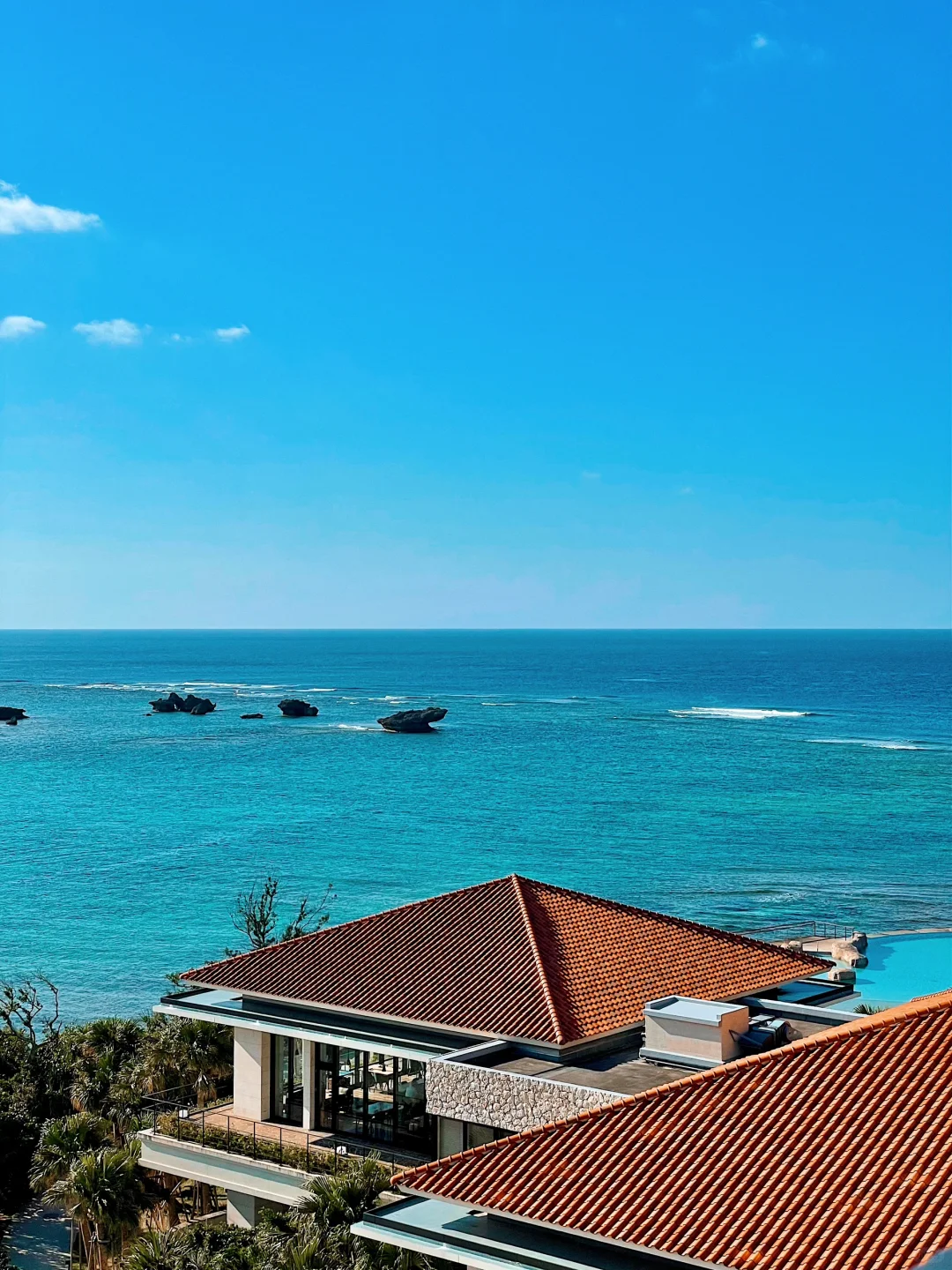 Okinawa-Hyatt Regency Seragaki Island, Okinawa Review: Club Premier Ocean View Room Pros and Cons