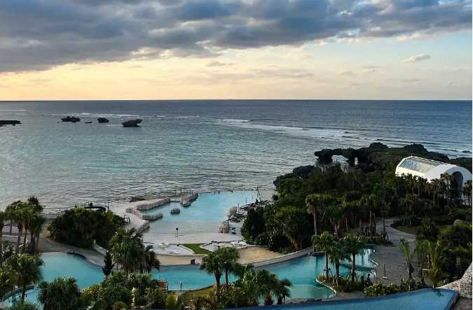 Okinawa-The third trip arrived at Naha Airport, feeling both strange and familiar.