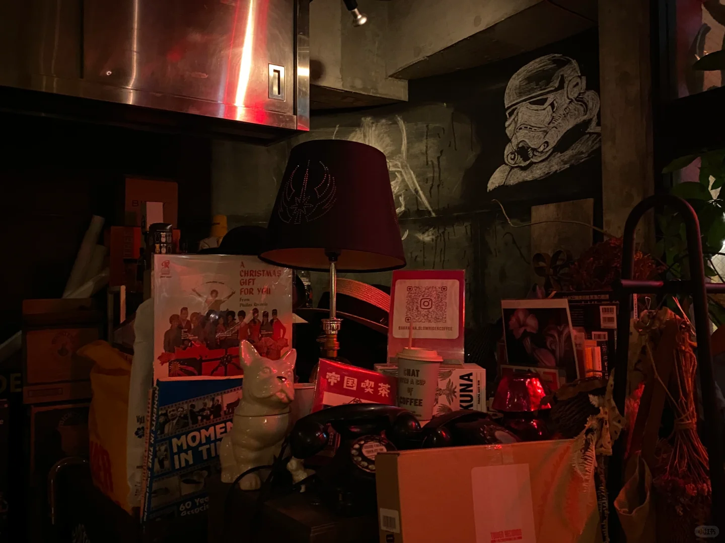 Okinawa-Okinawa Free Night, a small atmosphere Cafe & Bar Oh Yeah! bar in the American Village