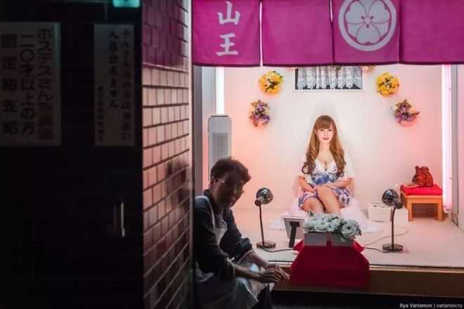 Osaka-The most authentic red-light district in Japan has been unveiled, showing the youth and monsters