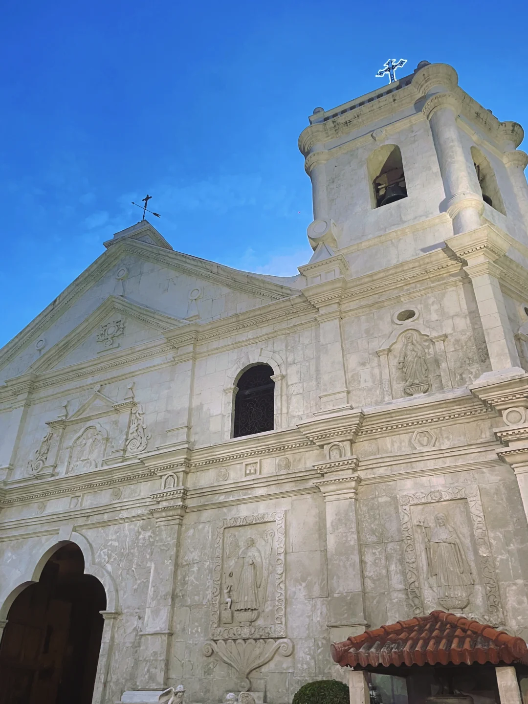 Cebu-Magellan's Cross and Basilica of the Holy Child in Cebu