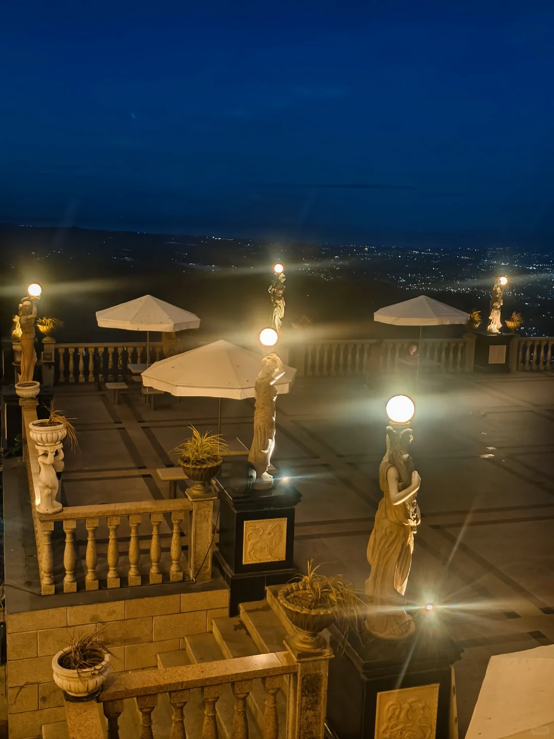 Cebu-Temple of Leah, the most worth checking out temple in Cebu