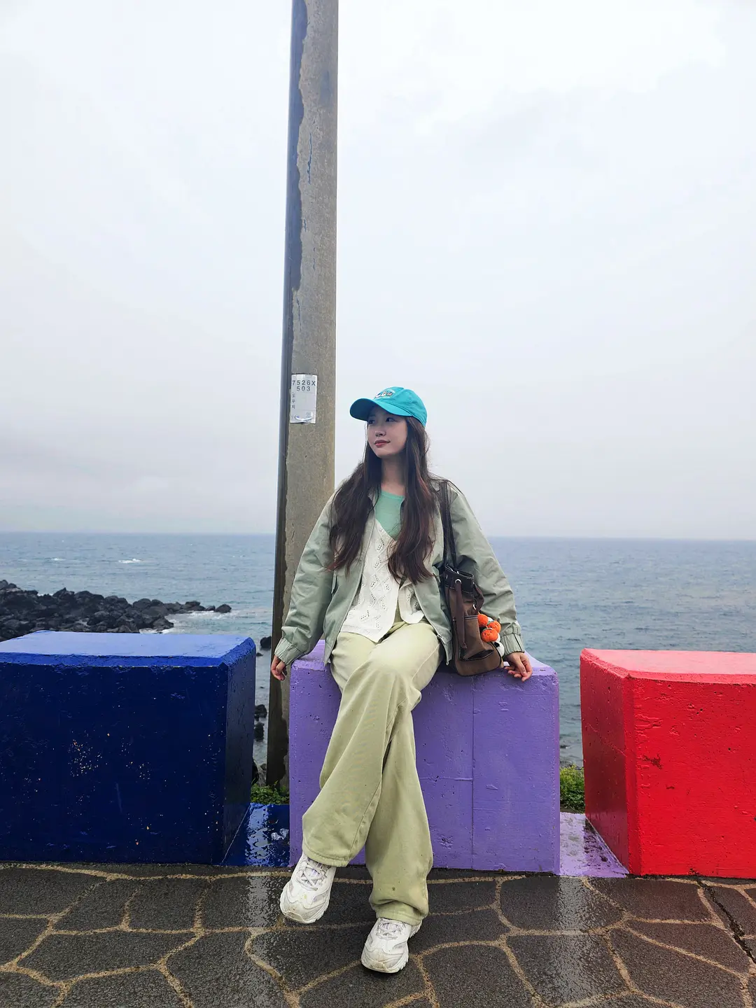 Busan/Jeju-Come to Jeju Island to see the crystal clear sea during the holidays