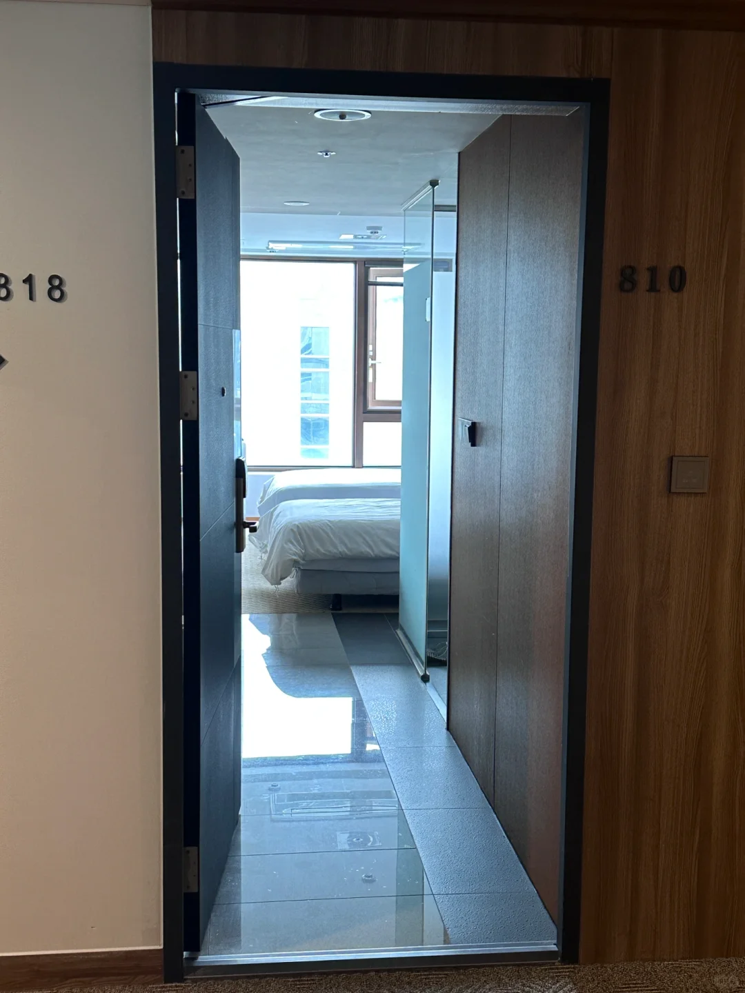 Busan/Jeju-Ebenezer Hotel, Asia hotel, Grand Hyatt Jeju. Reviews of the three major hotels in Jeju Island