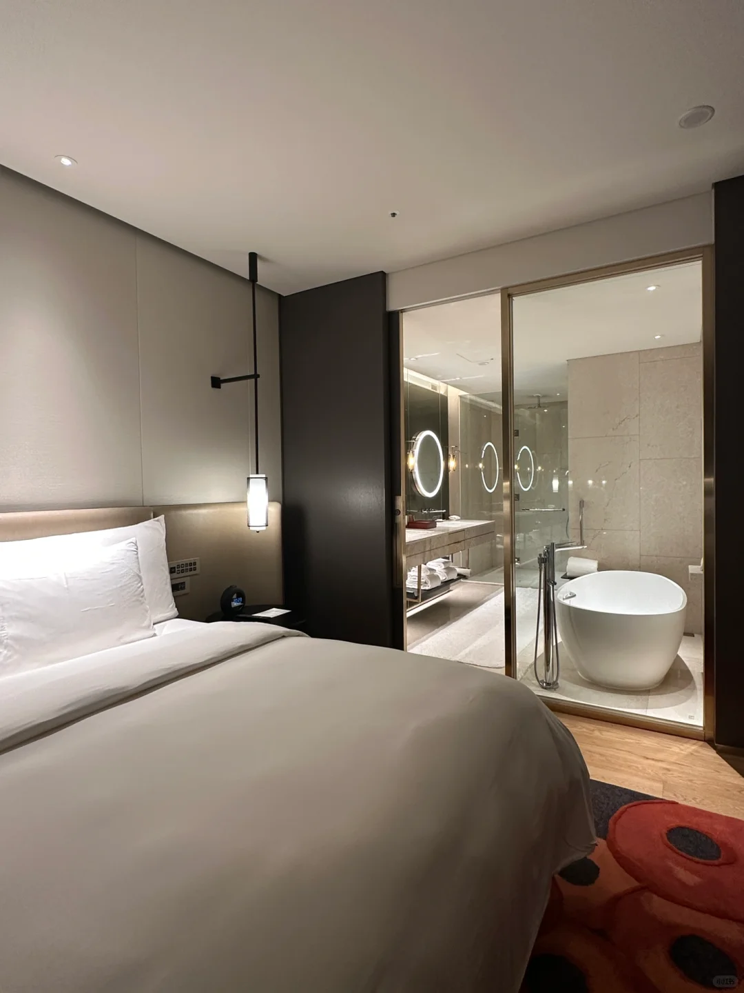 Busan/Jeju-Grand Hyatt, Sun Hotel, Parnas. ?Recommended hotels for Jeju Island travel