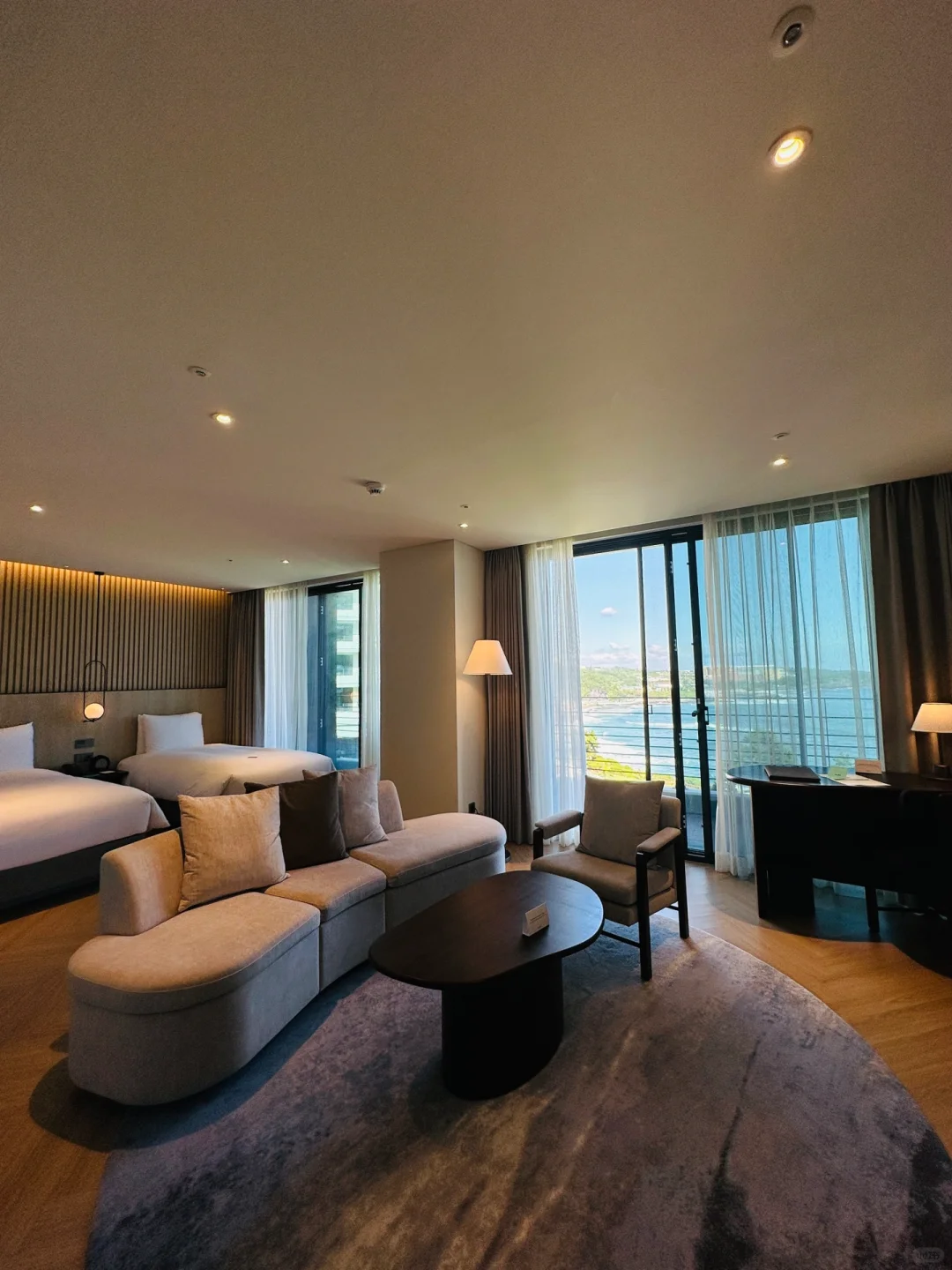 Busan/Jeju-Parnas Hotel?, a must-stay hotel with a beautiful sea? view