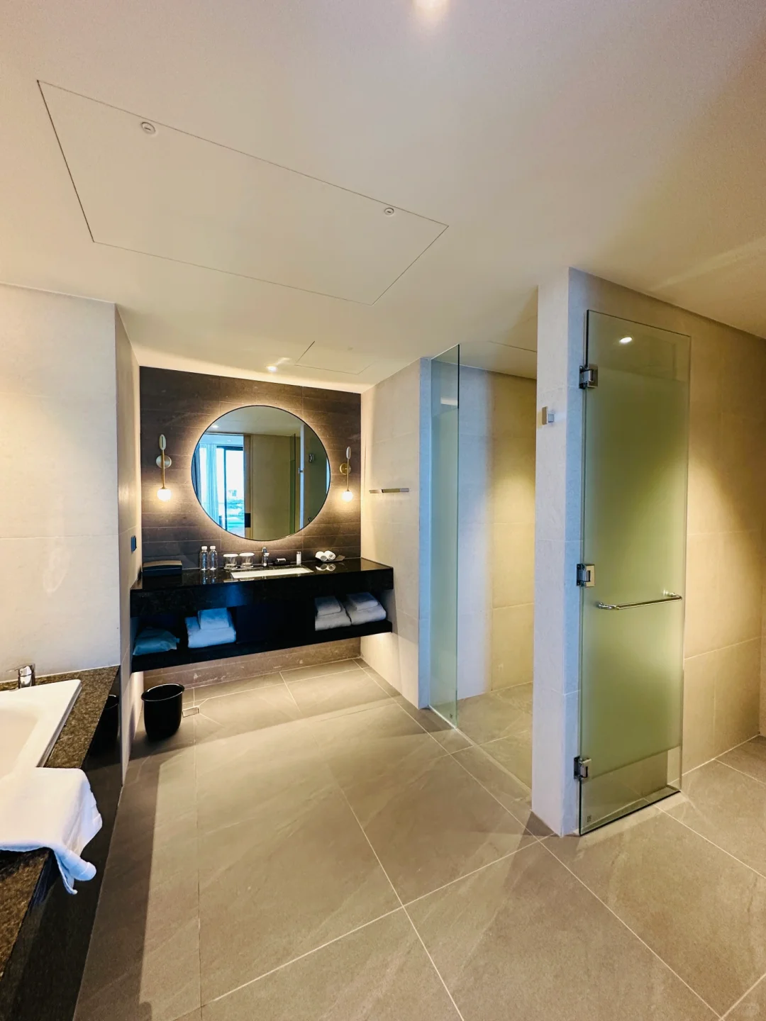 Busan/Jeju-Parnas Hotel?, a must-stay hotel with a beautiful sea? view