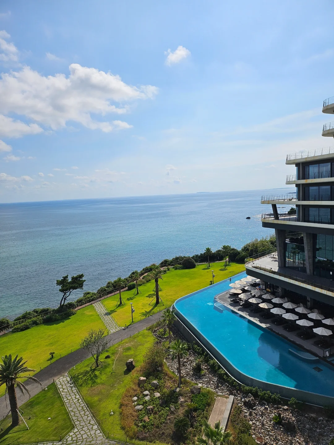 Busan/Jeju-Stay at Parnas hotel, the filming location of the Korean drama "7 Escape"