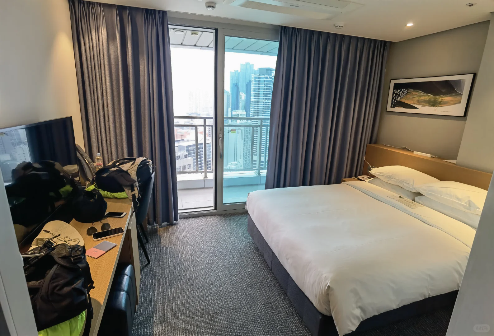 Busan/Jeju-La Vie Atlan Hotel, where you can enjoy the view of Haeundae from your bed