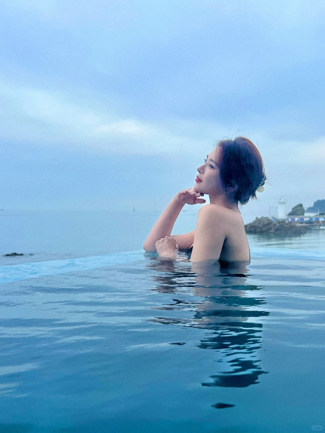 Busan/Jeju-Travel to Busan?, stay at the 타이드어웨이 Hotel and experience the infinity pool