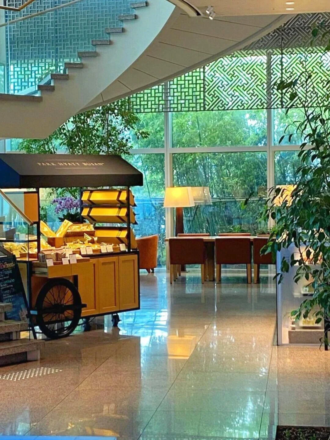 Busan/Jeju-Park Hyatt Busan Haeundae ?Hotel has a wide variety of dining options