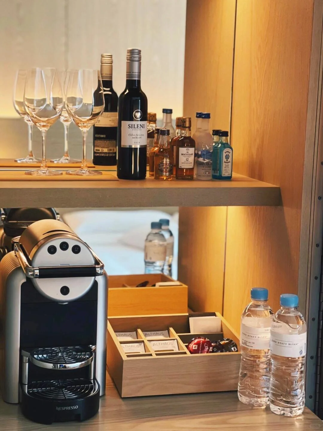 Busan/Jeju-Park Hyatt Busan Haeundae ?Hotel has a wide variety of dining options