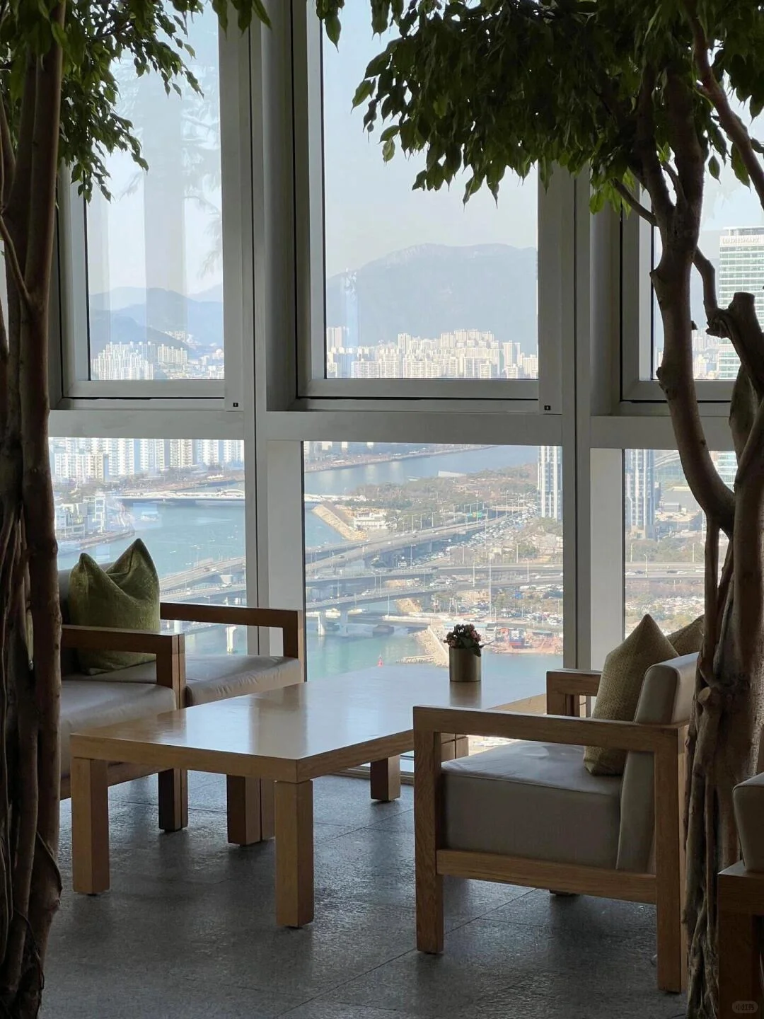 Busan/Jeju-Park Hyatt Busan Haeundae ?Hotel has a wide variety of dining options