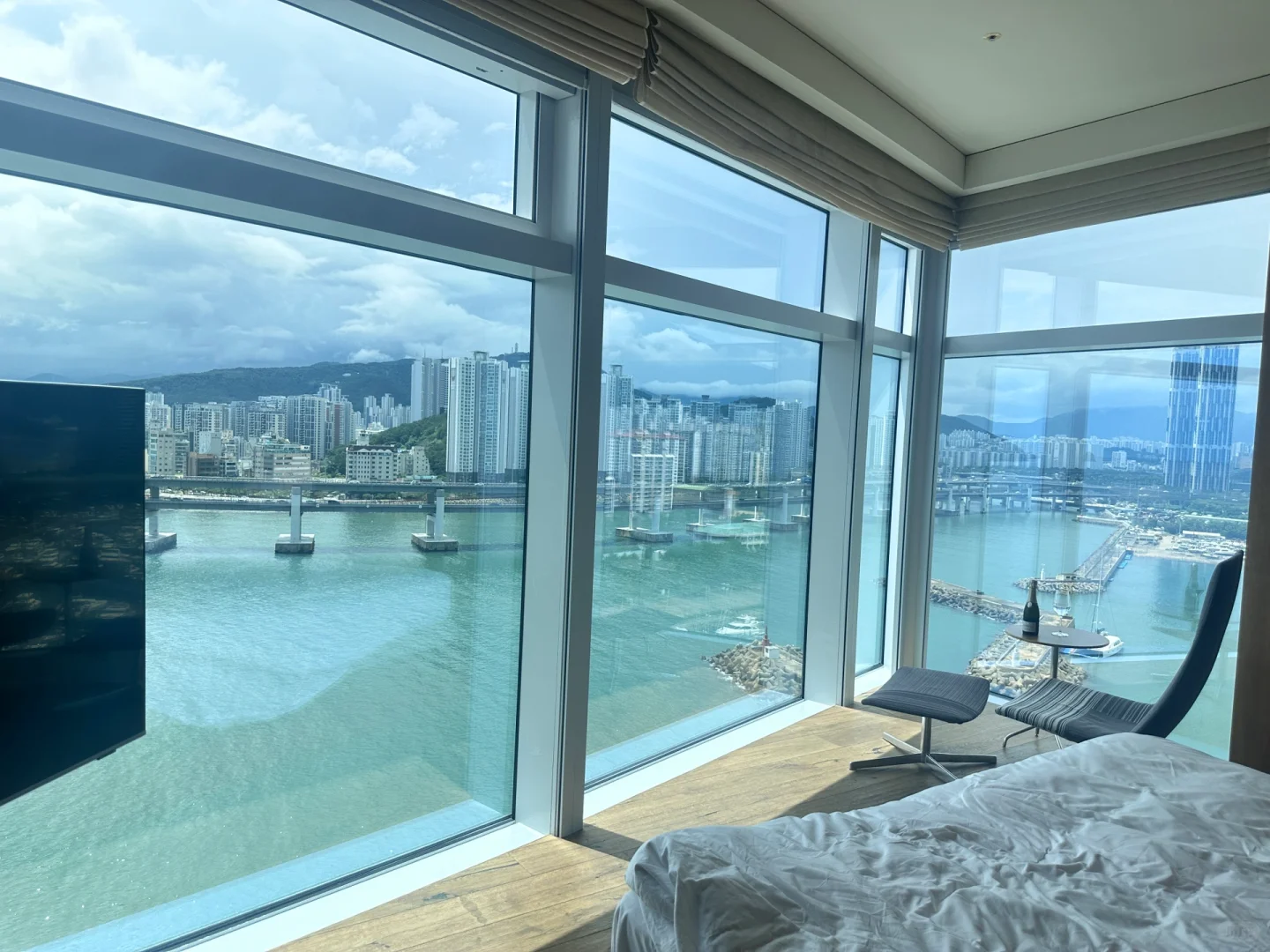 Busan/Jeju-Park Hyatt Hotel in Busan?, South Korea, with a view of the Gwangan Bridge