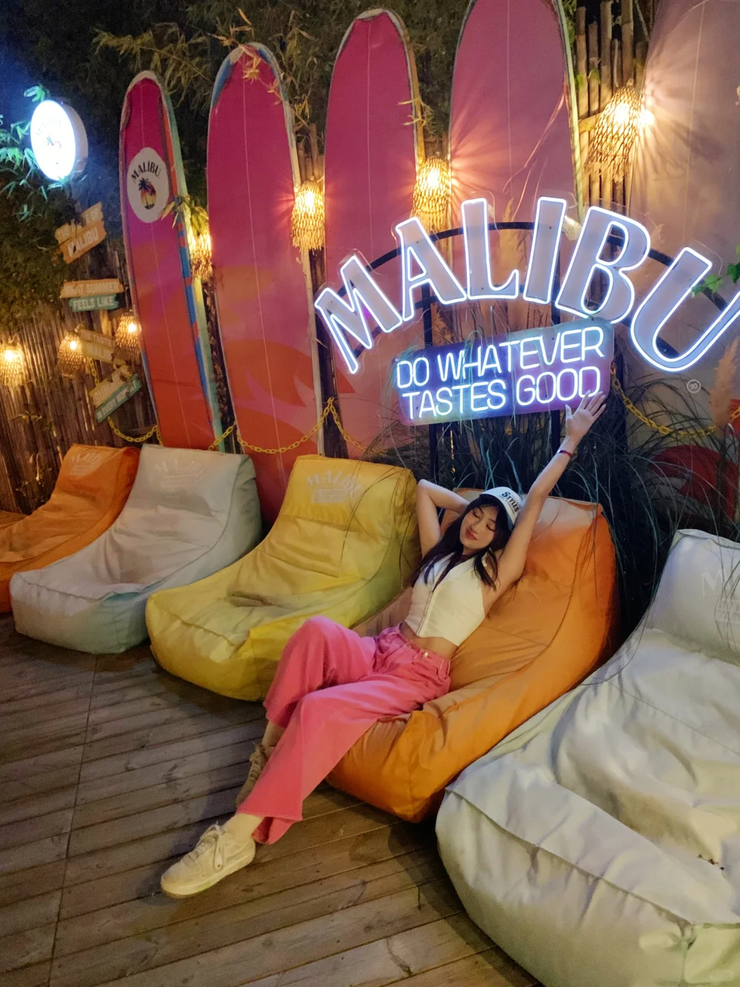 Busan/Jeju-The Cliff Malibu - The most atmospheric bar in Jeju Island