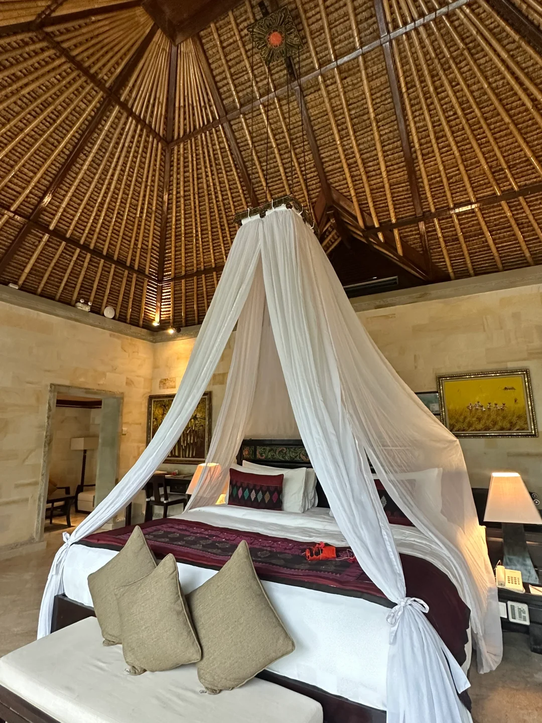 Bali-Potato head hotel, The royal pita maha hotel, IBAH LUXURY Villas experience
