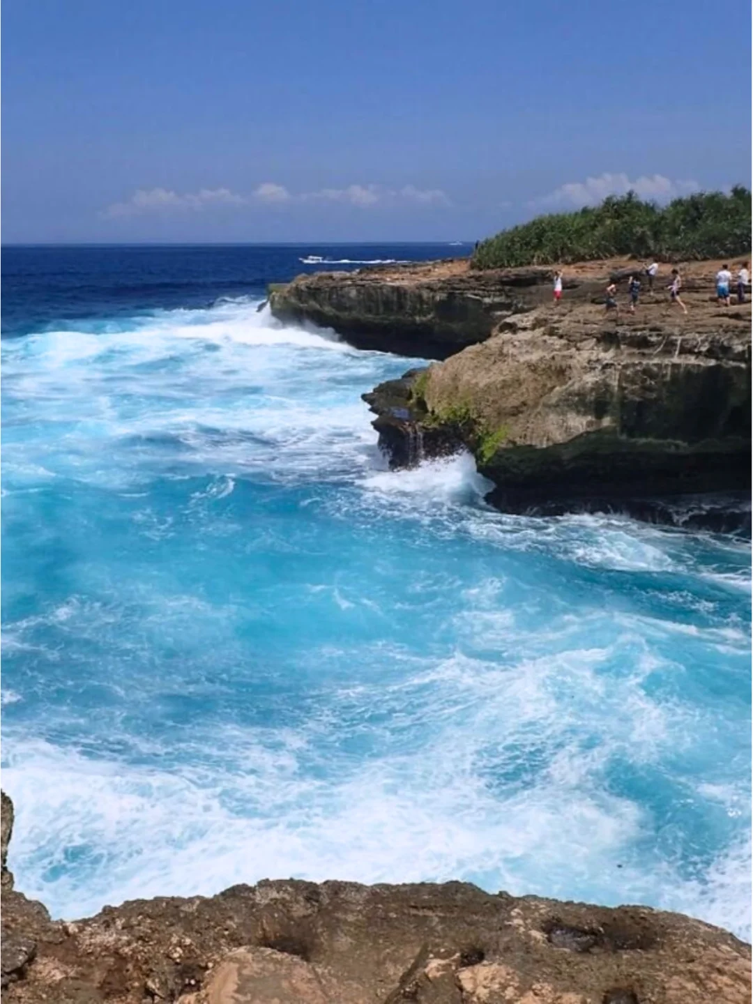 Bali-If you come to Bali, you must come to Lembongan Island?, it is really beautiful